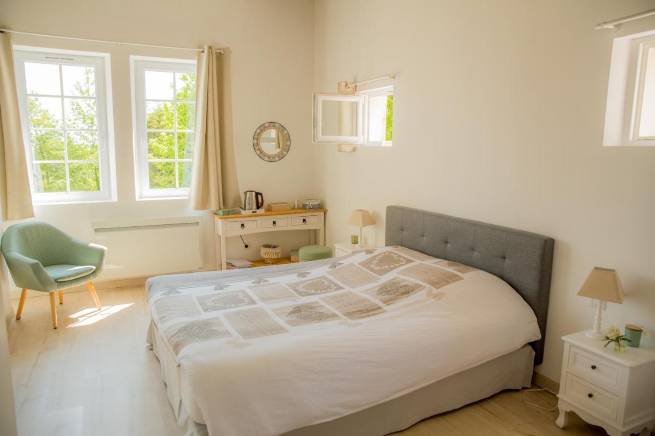 La Tour De La Conterie Bed & Breakfast Beaumont-Village Exterior photo