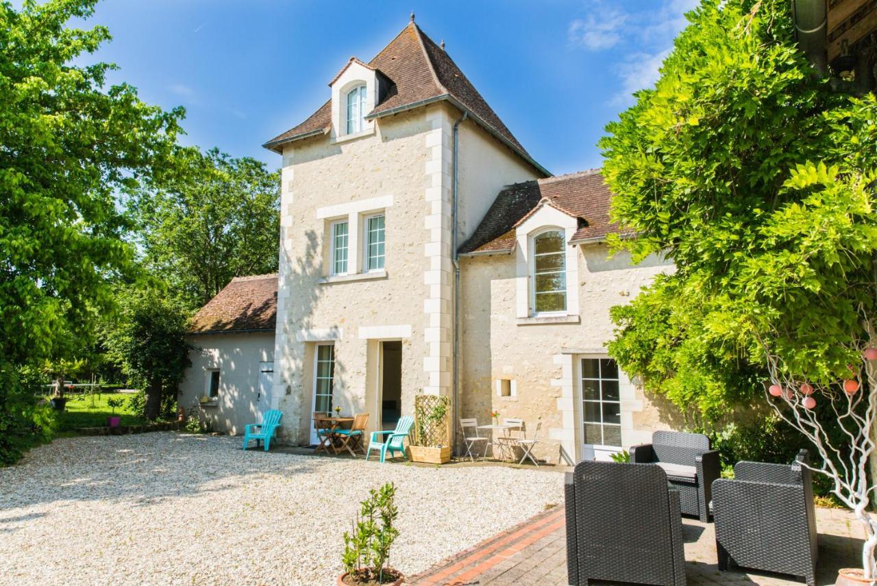 La Tour De La Conterie Bed & Breakfast Beaumont-Village Exterior photo